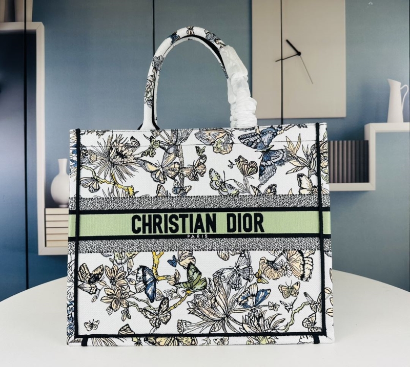 Dior Shopping Bags